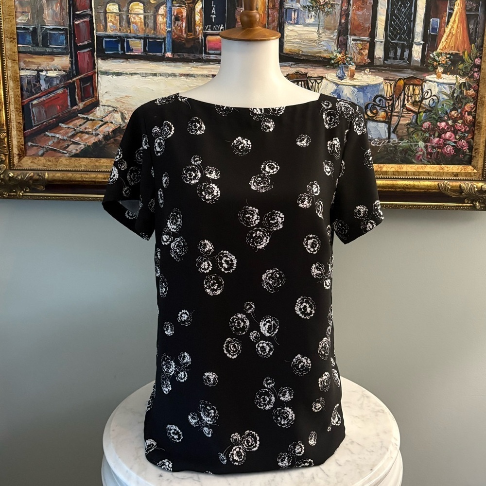 Ann Taylor Cute Black & White Dandelion Print Blouse Size XS